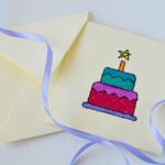 Comment faire une carte d’anniversaire brodée à la main