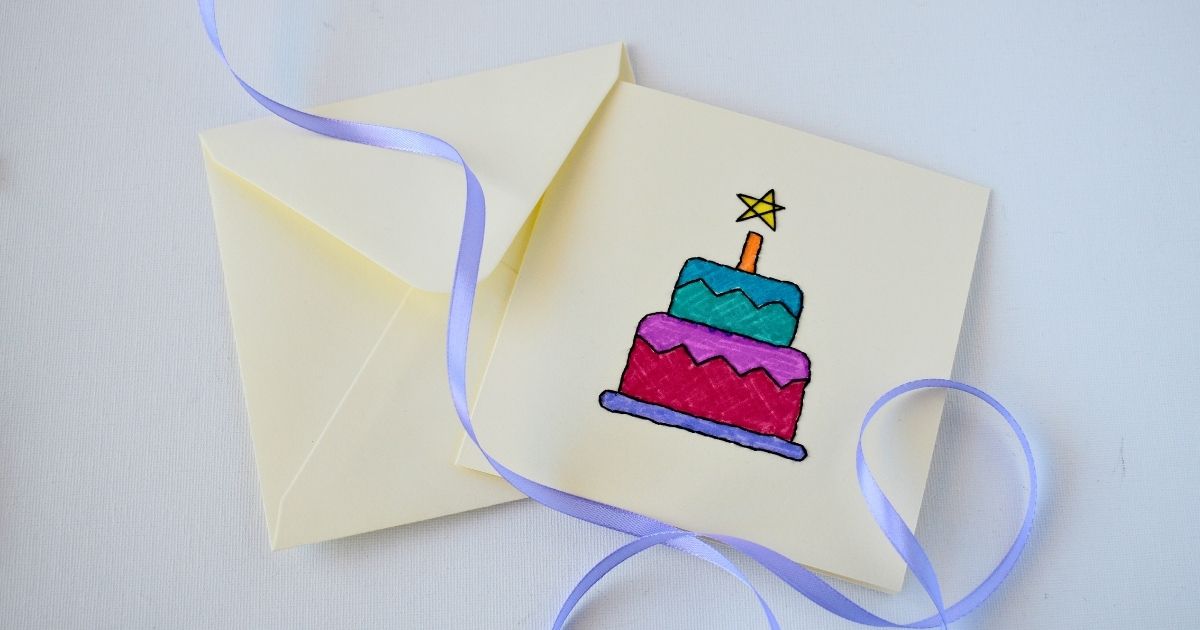 Comment faire une carte d’anniversaire brodée à la main