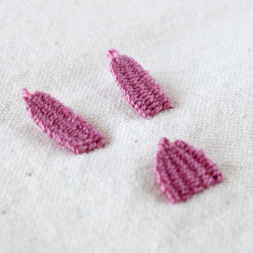 Point de picot tissé détaché