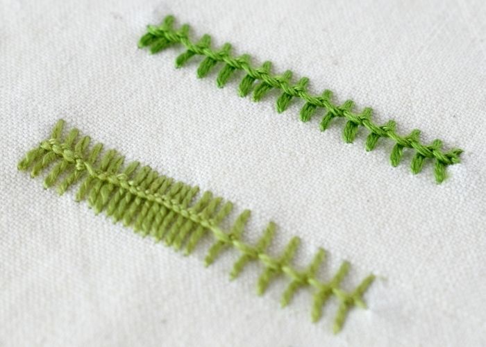 Echantillon de broderie au point de boucle noué réalisé avec des fils verts image